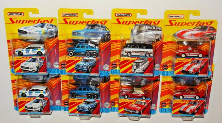 MATCHBOX PREMIUM COLLECTOR 2022 ASSORTMENT M / 8 CAR CASE / *FREE  SHIPPING